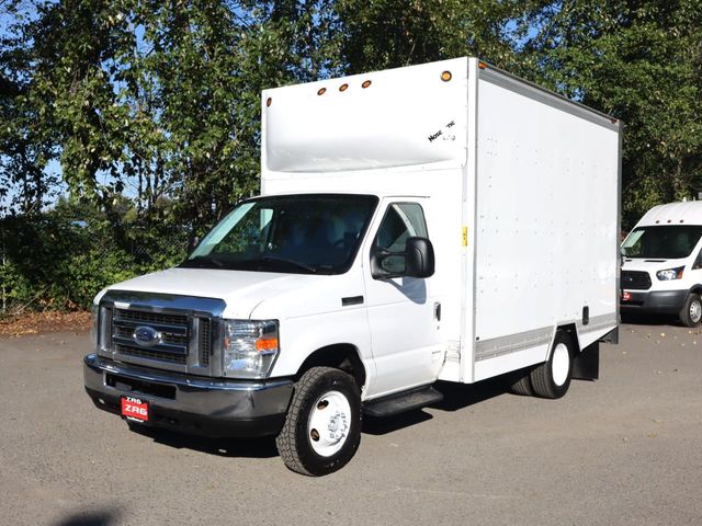 2016 Ford Econoline Base