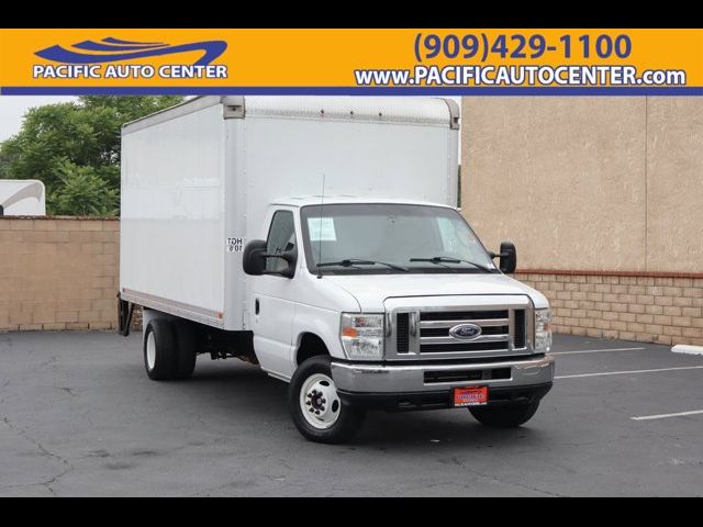 2016 Ford Econoline Base