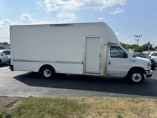 2016 Ford Econoline Base