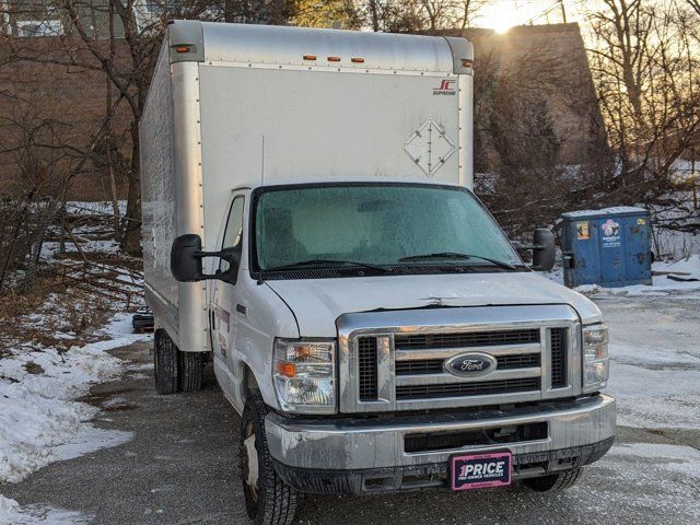 2016 Ford Econoline Base