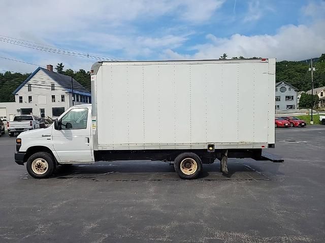 2016 Ford Econoline Base