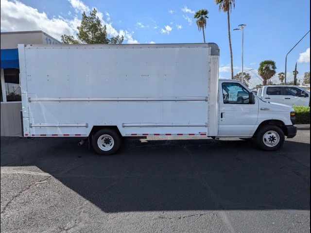 2016 Ford Econoline Base