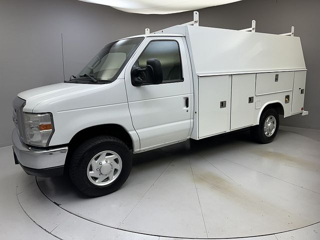 2016 Ford Econoline Base