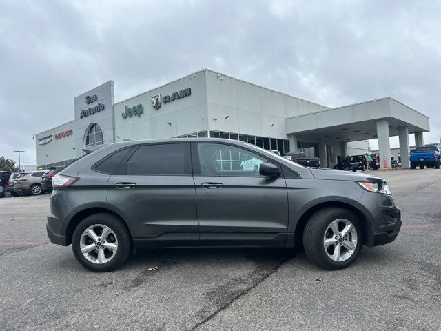 2016 Ford Edge SE