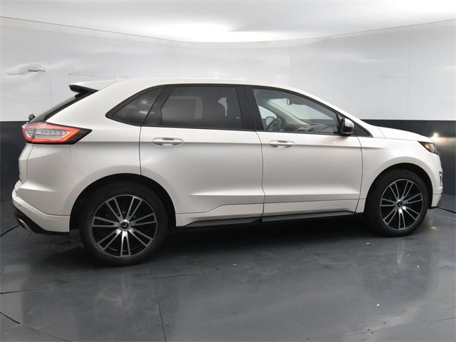 2016 Ford Edge Sport