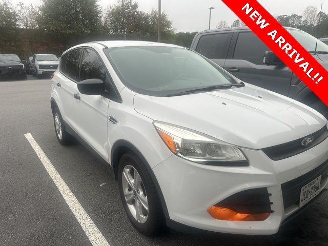 2016 Ford Escape S