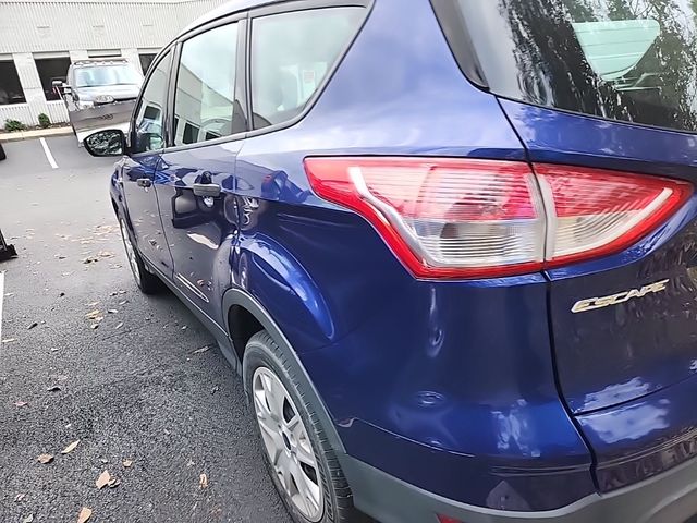 2016 Ford Escape S