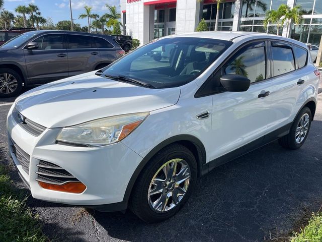 2016 Ford Escape S