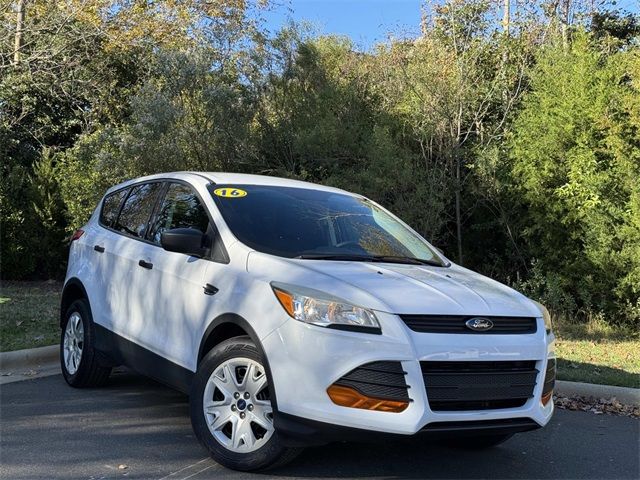 2016 Ford Escape S