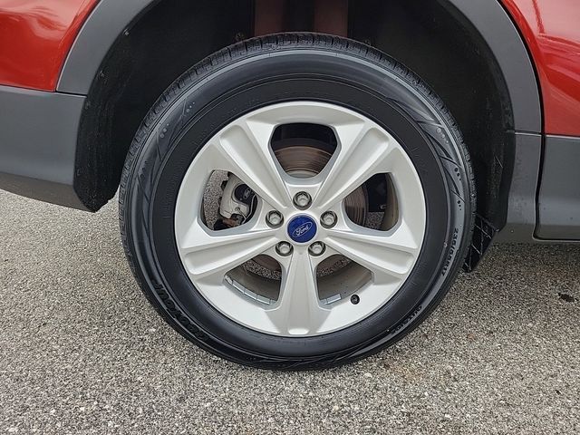 2016 Ford Escape S