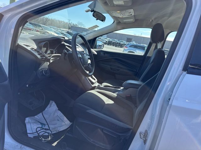 2016 Ford Escape S