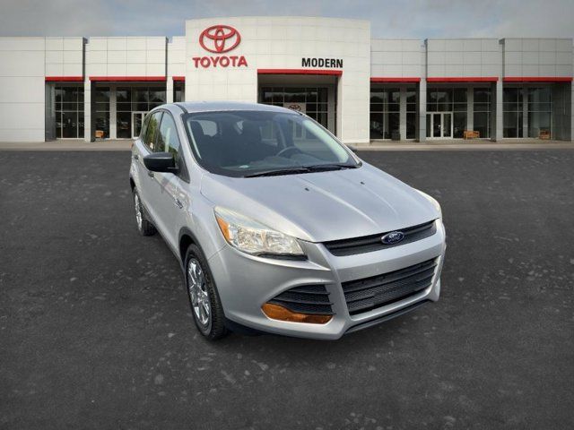 2016 Ford Escape S