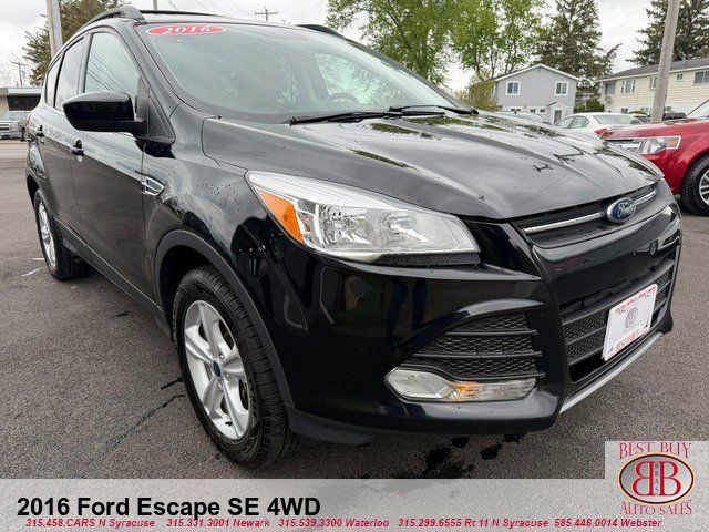2016 Ford Escape SE