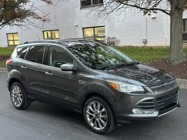 2016 Ford Escape SE