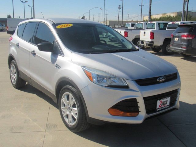 2016 Ford Escape S