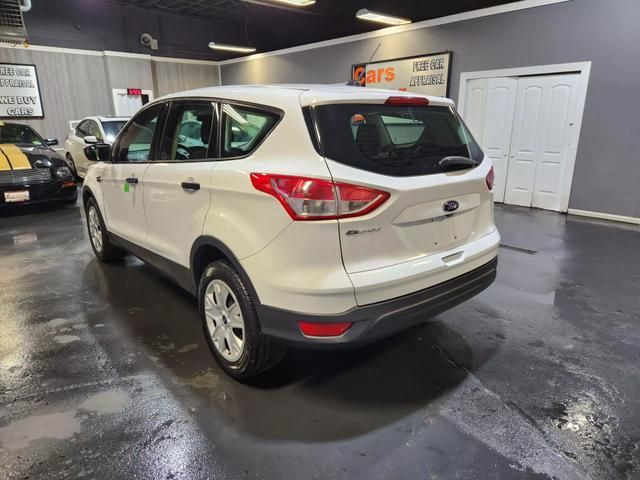 2016 Ford Escape S