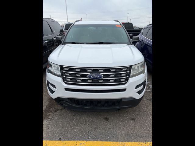 2016 Ford Explorer Base