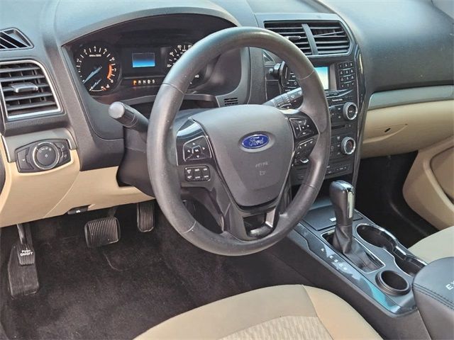 2016 Ford Explorer Base