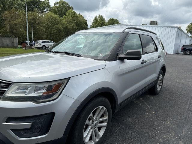 2016 Ford Explorer Base