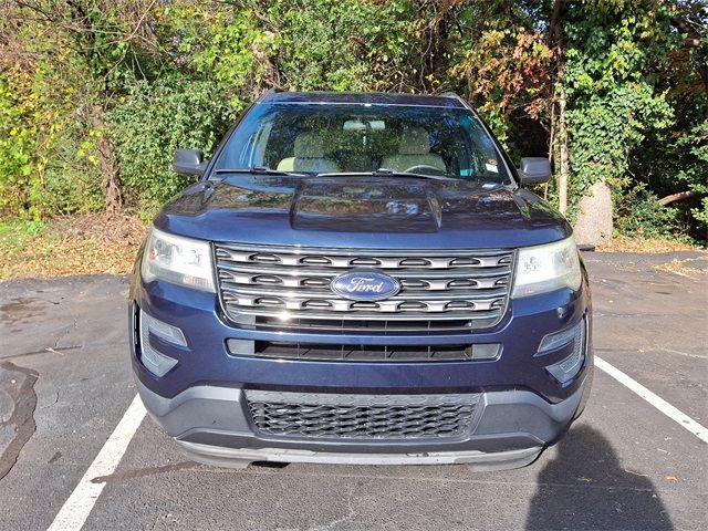 2016 Ford Explorer Base