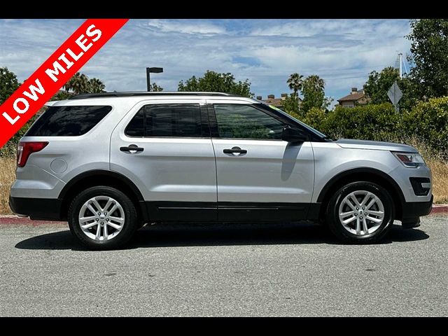 2016 Ford Explorer Base