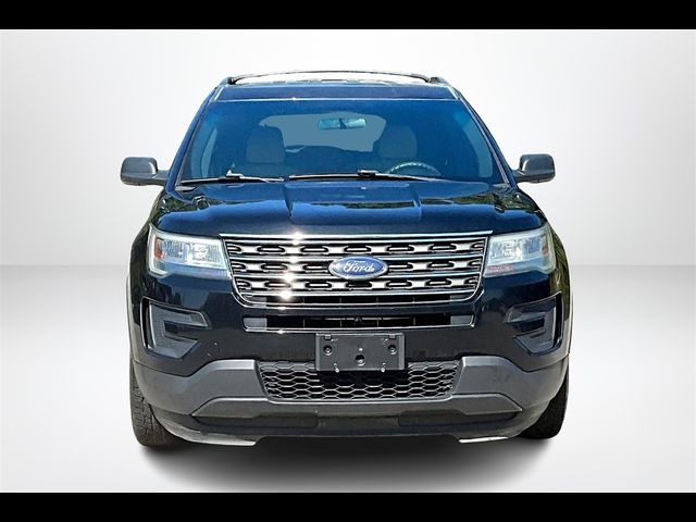 2016 Ford Explorer Base