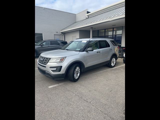 2016 Ford Explorer Base