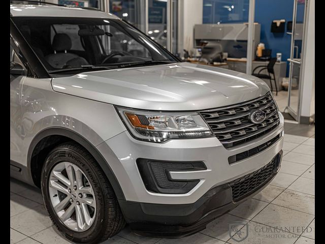 2016 Ford Explorer Base