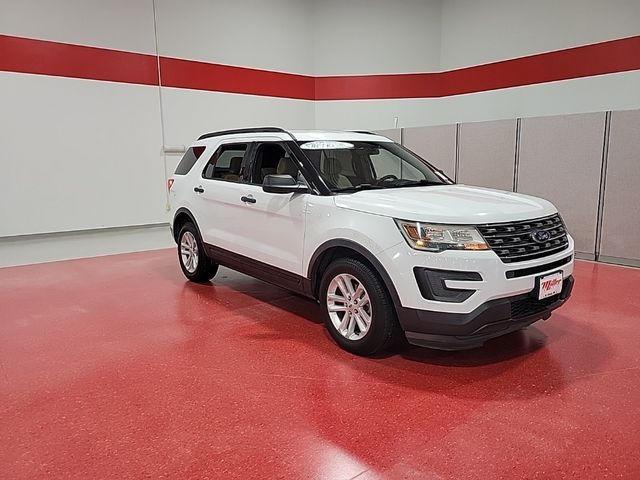 2016 Ford Explorer Base