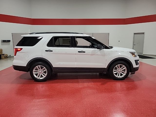 2016 Ford Explorer Base