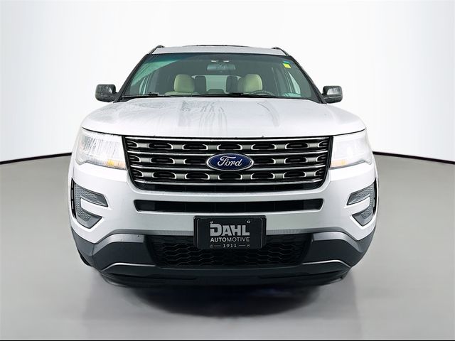 2016 Ford Explorer Base