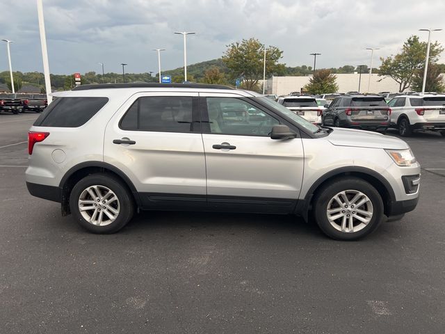 2016 Ford Explorer Base