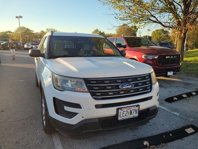 2016 Ford Explorer Base