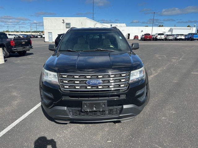 2016 Ford Explorer Base