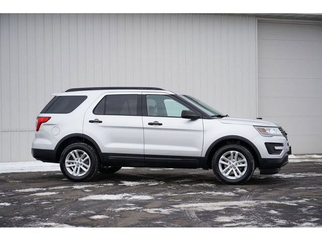 2016 Ford Explorer Base