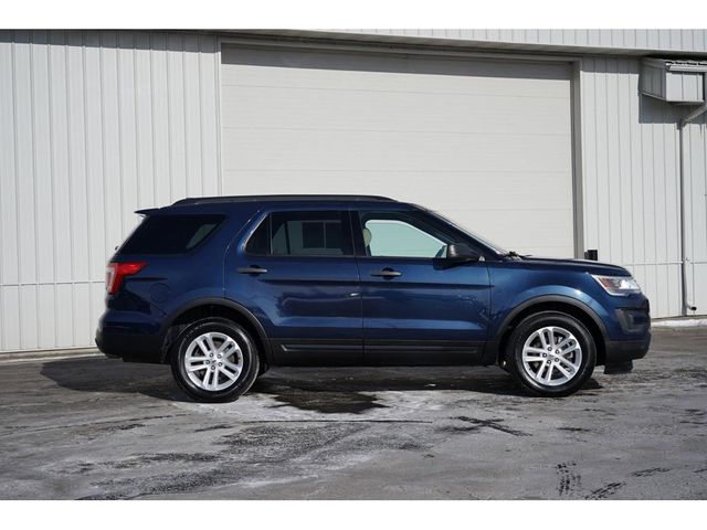 2016 Ford Explorer Base