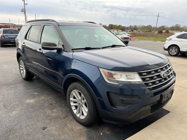 2016 Ford Explorer Base