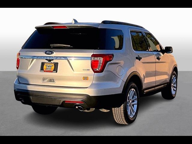 2016 Ford Explorer Base