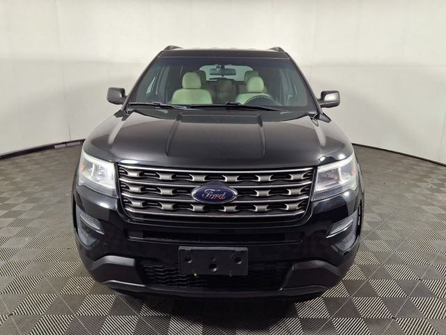 2016 Ford Explorer Base