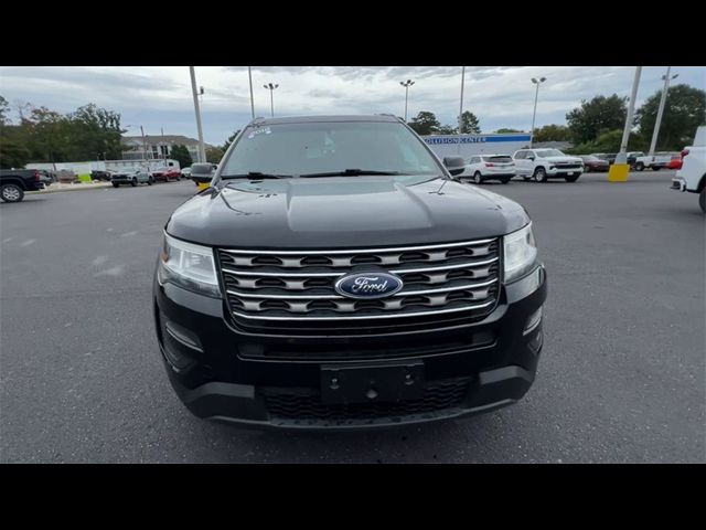 2016 Ford Explorer Base