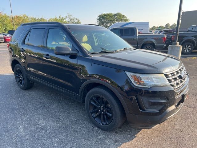 2016 Ford Explorer Base