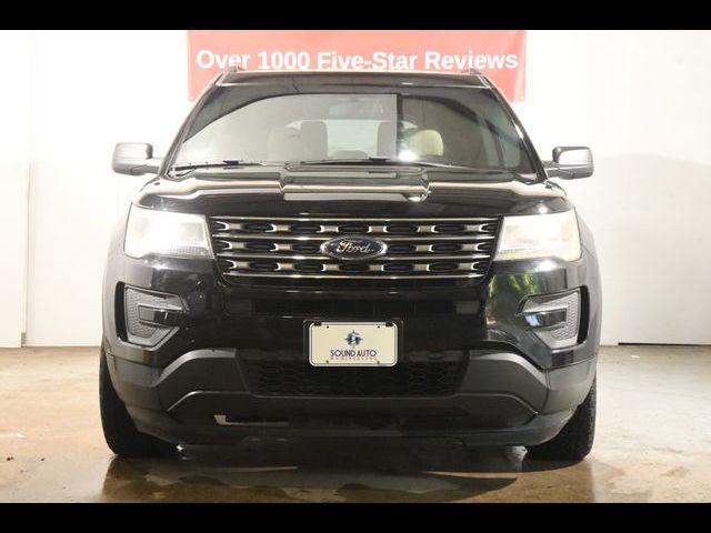 2016 Ford Explorer Base