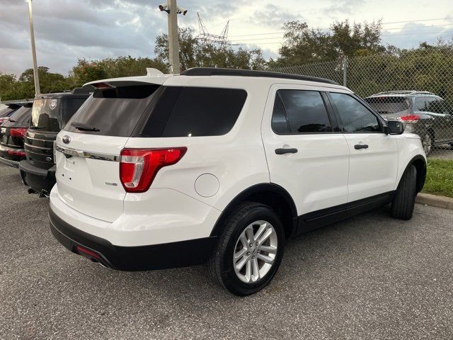 2016 Ford Explorer Base