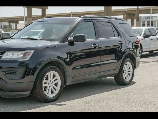 2016 Ford Explorer Base