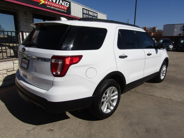 2016 Ford Explorer Base