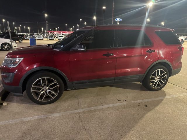 2016 Ford Explorer Sport