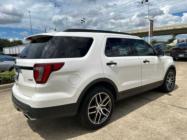 2016 Ford Explorer Sport