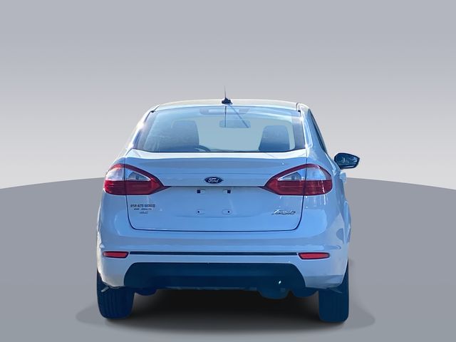 2016 Ford Fiesta SE