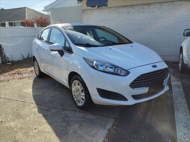 2016 Ford Fiesta S