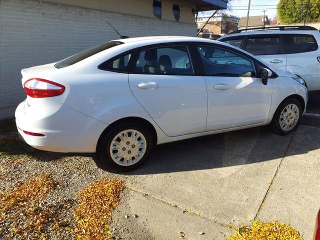 2016 Ford Fiesta S